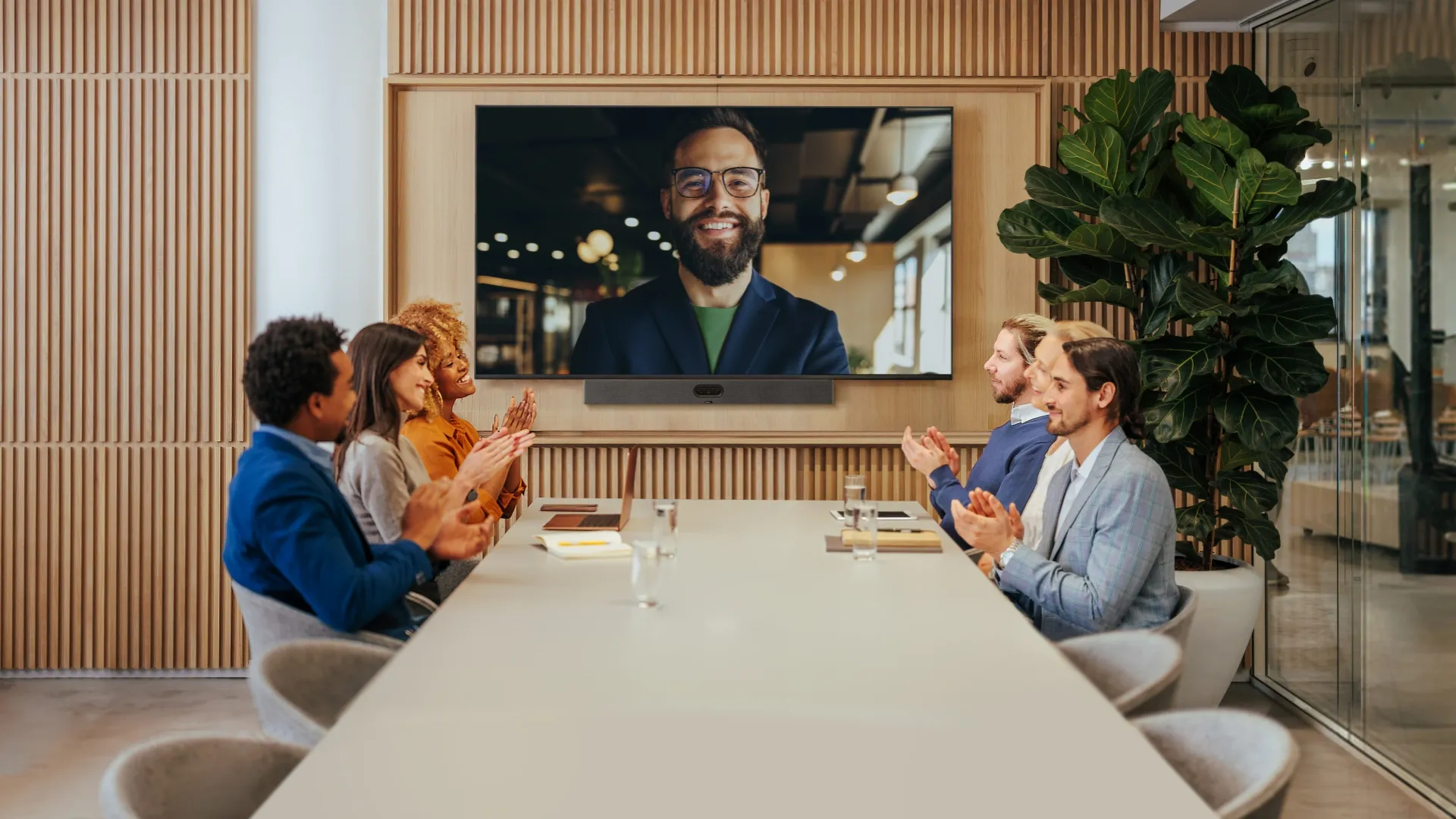 Boardroom-Style Hybrid Meetings